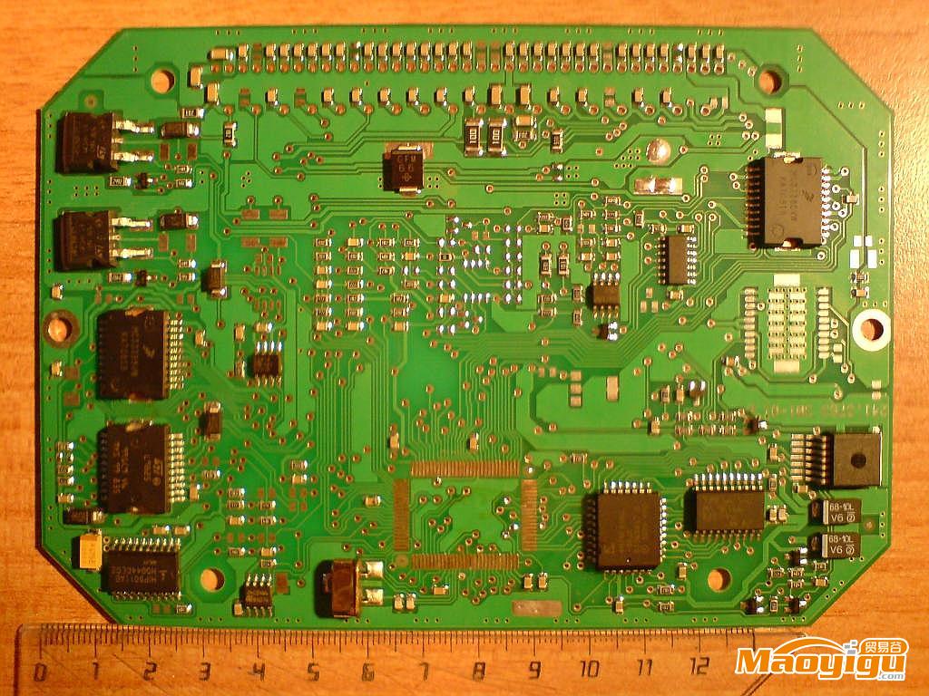 供應(yīng)PCB抄板價(jià)格特優(yōu)一次成功