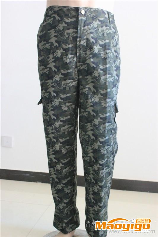 供應(yīng)崢嶸基地“野營(yíng)縱隊(duì)”多種款式迷彩服 外軍服飾