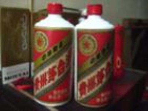 鐵嶺回收65年茅臺(tái)酒 18年茅臺(tái)酒回收